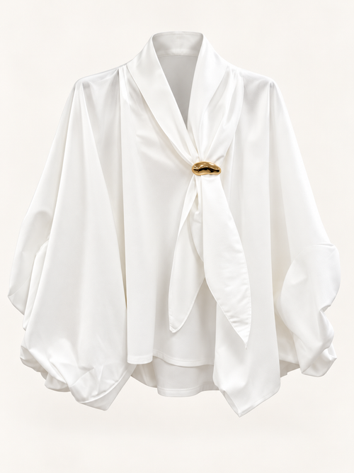 Blusa Angel  Elegante con Fermaglio Gioiello Dorato e Maniche Ampie