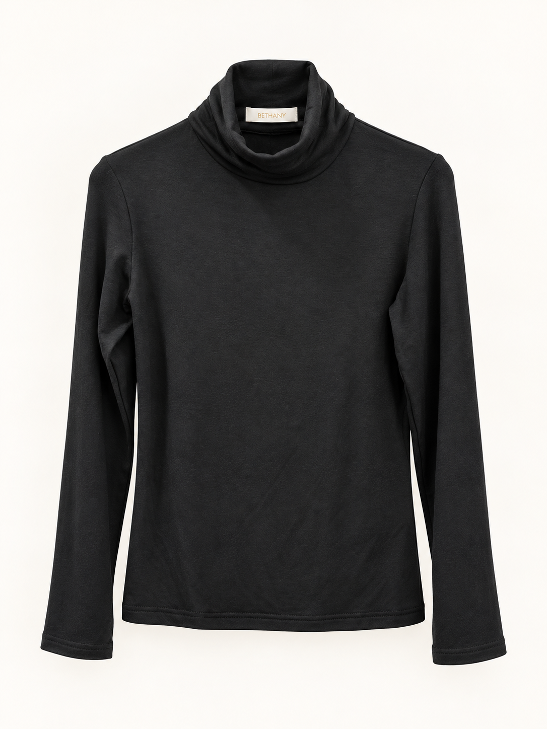 Maglia Rina con Collo Alto Morbido e Maniche Lunghe – Elegante e Casual Chic
