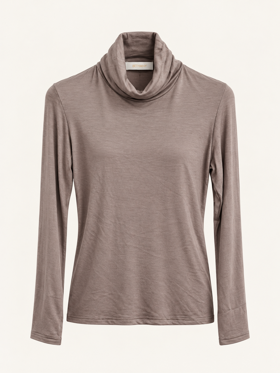 Maglia Rina con Collo Alto Morbido e Maniche Lunghe – Elegante e Casual Chic