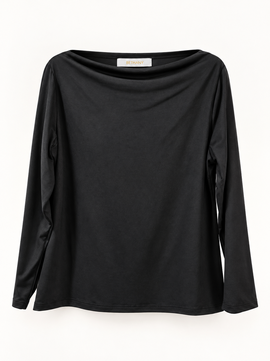 Maglia Leila con Scollo a Barca Drappeggiato e Maniche Lunghe – Elegante e Raffinata